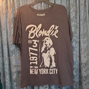 Graphic Blondie Over Sized T